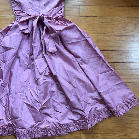 Gorgeous ruffle princess dress - Picture 4 of 10